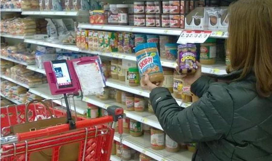 Suntem păcăliţi să mâncăm mai mult?